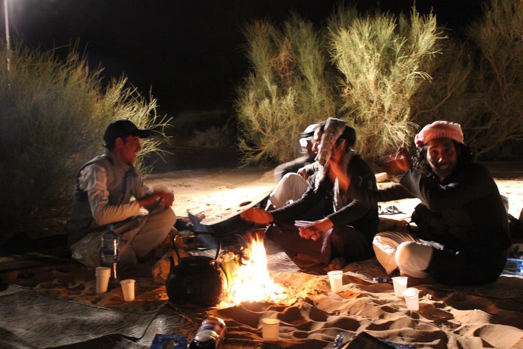 Wadi Rum Sleep Under The Stars Buitenkant foto