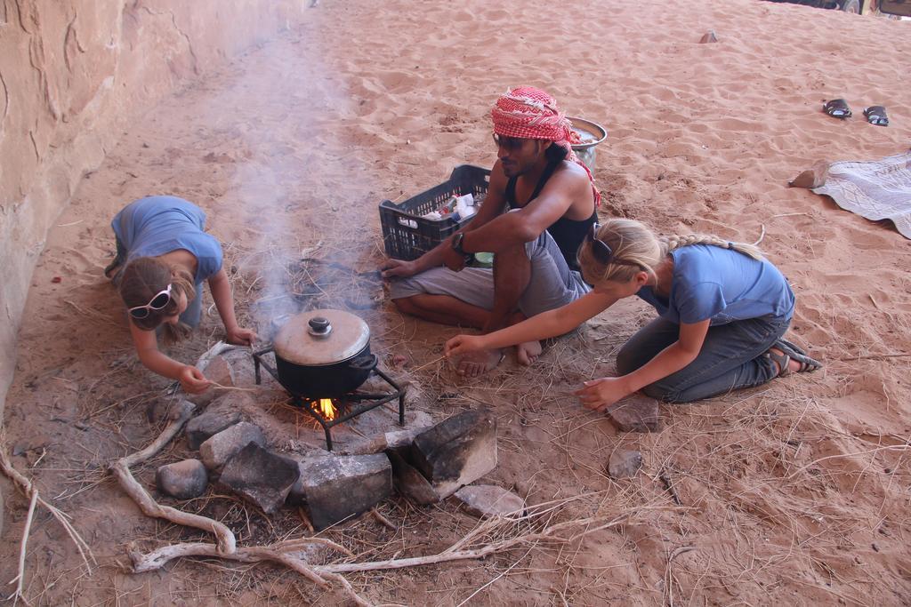 Wadi Rum Sleep Under The Stars Buitenkant foto